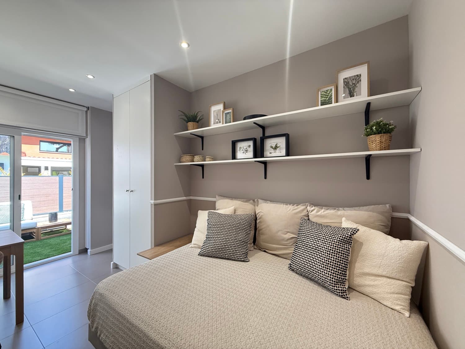 Precioso estudio renovado en la playa - foto 4