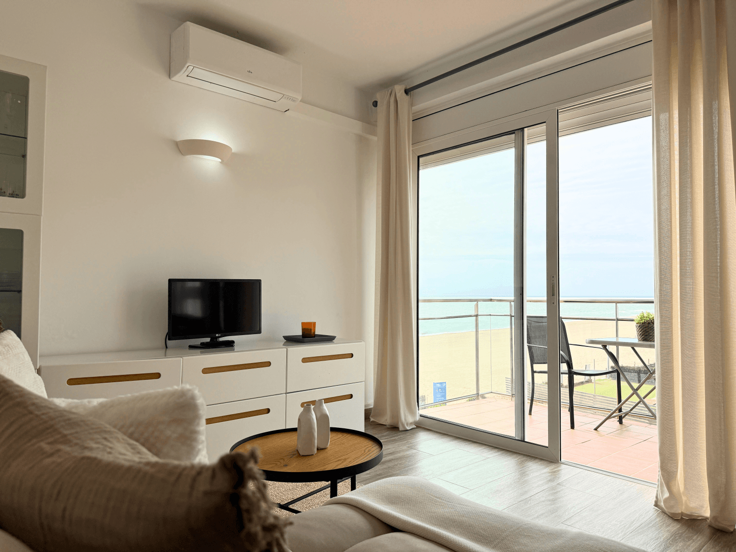 Ubicación inmejorable, primera línea Gavá mar — Apartamento en Castelldefels
